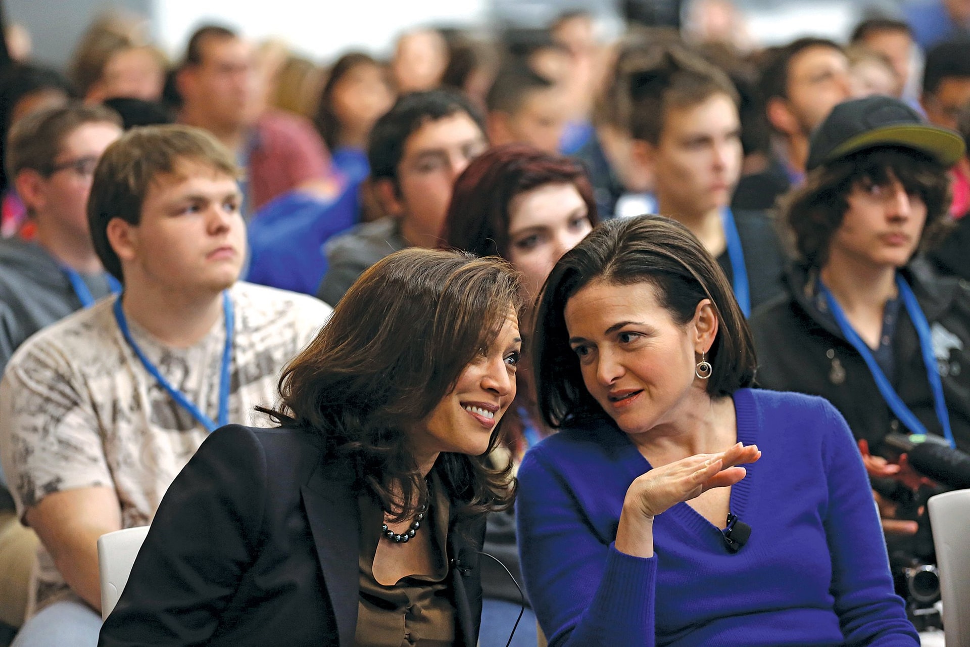 0917_feature_kamala_06.jpg