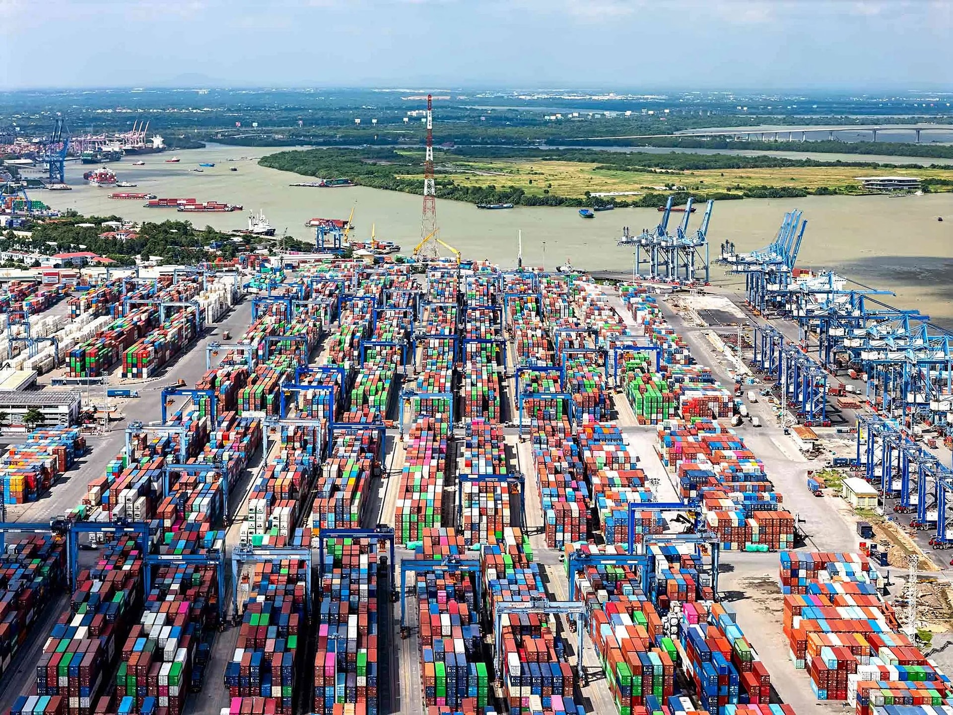 cat-lai-port.jpg
