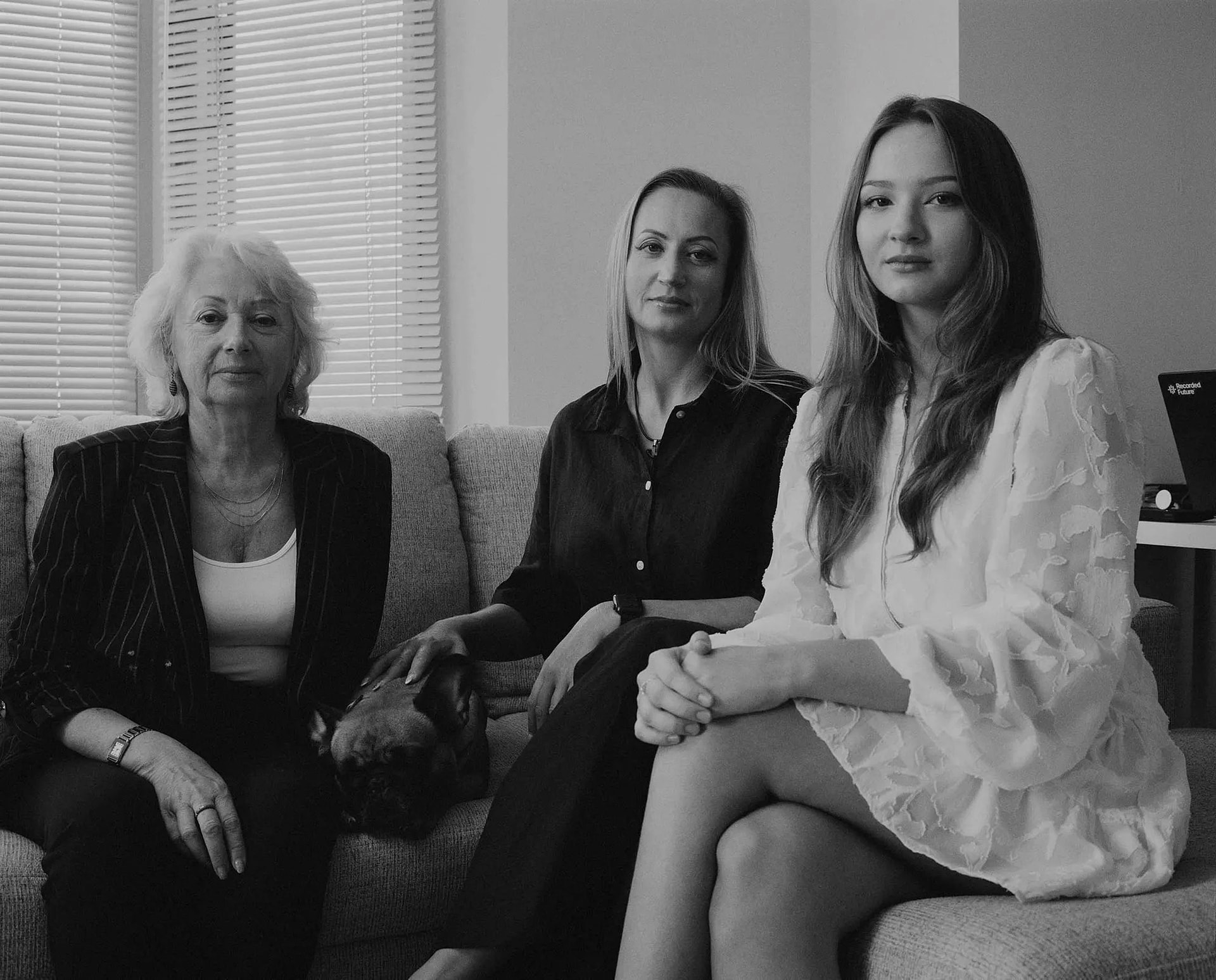 kuprina-center-with-her-mother-and-daughter.jpg