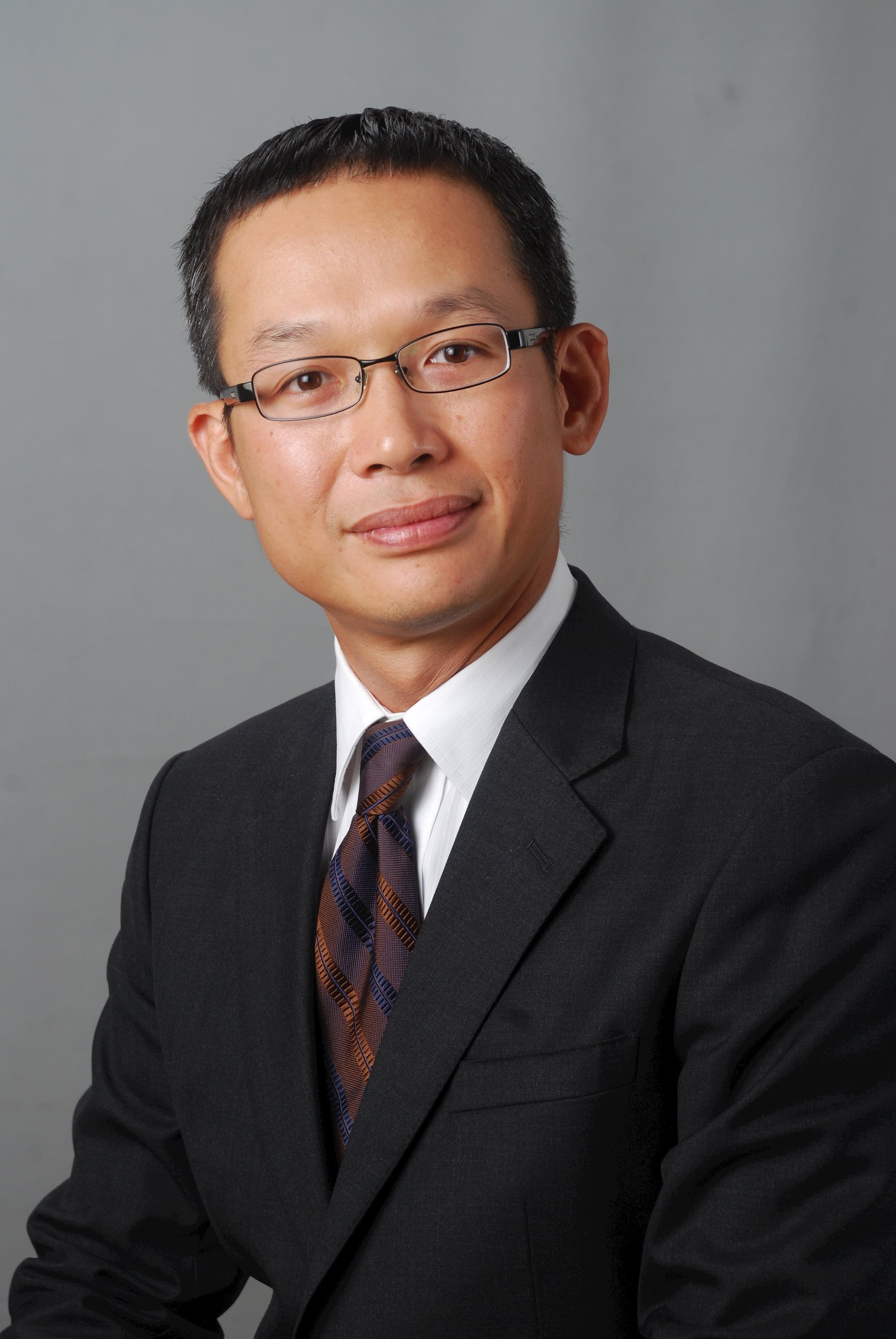 thieu-phuong-nam-hi-res.jpg