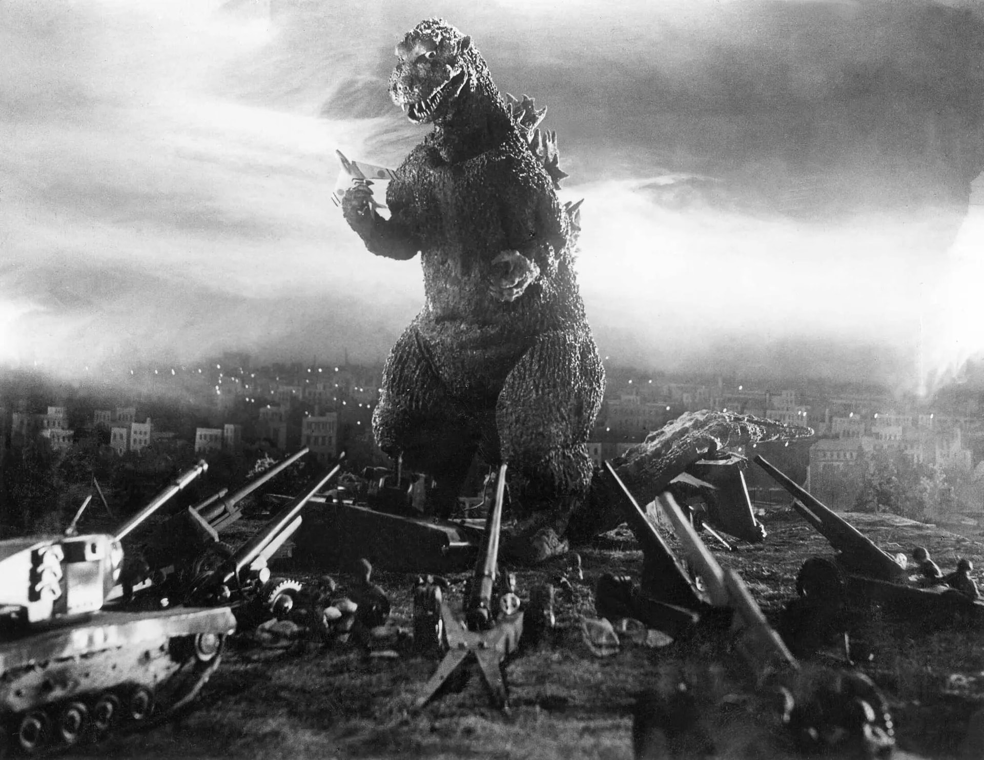 godzilla-02.jpg