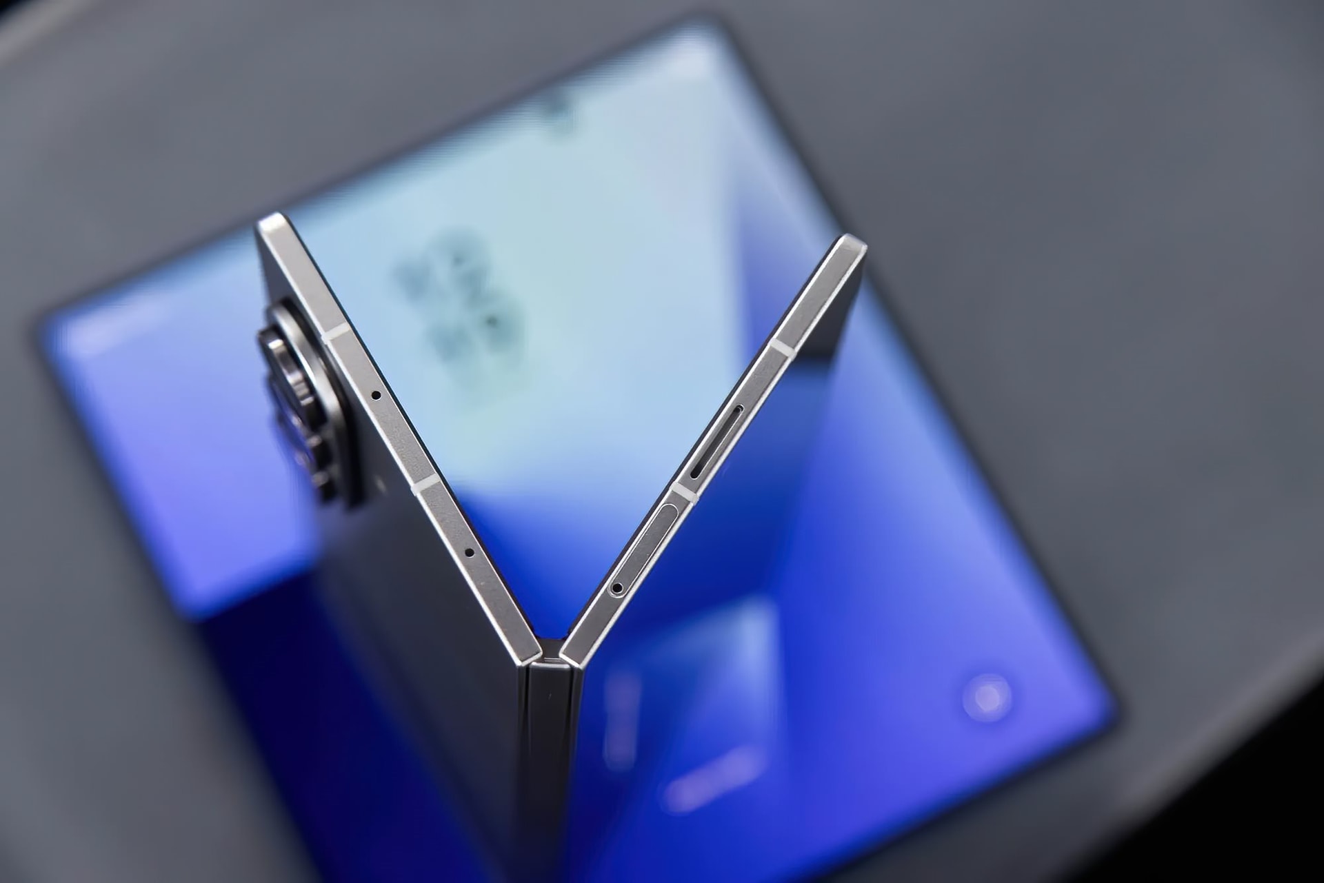samsung-galaxy_michael-nagle.jpg