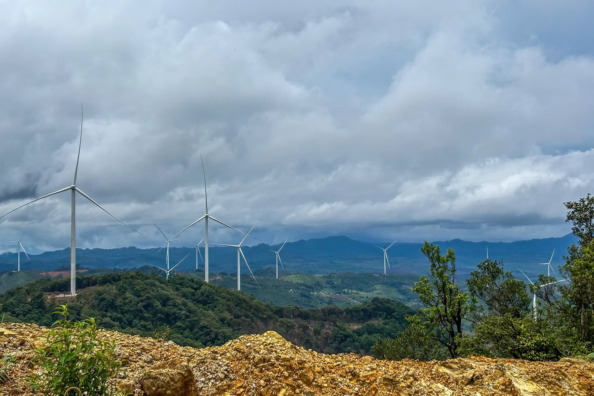 wind-power-laos-02_-kanupriya-kapoor.jpg