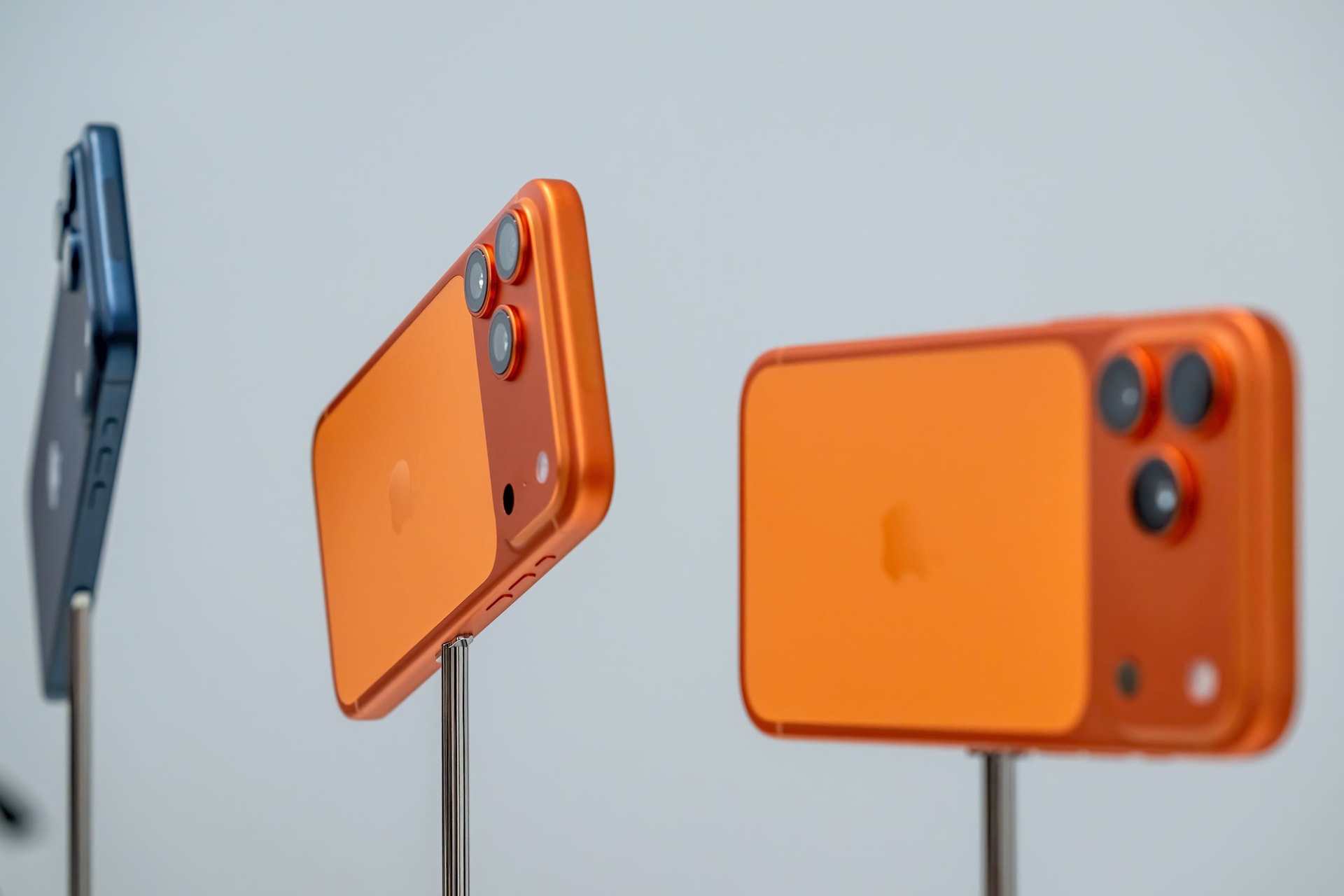 iphone17_david-paul-morris-02.jpg