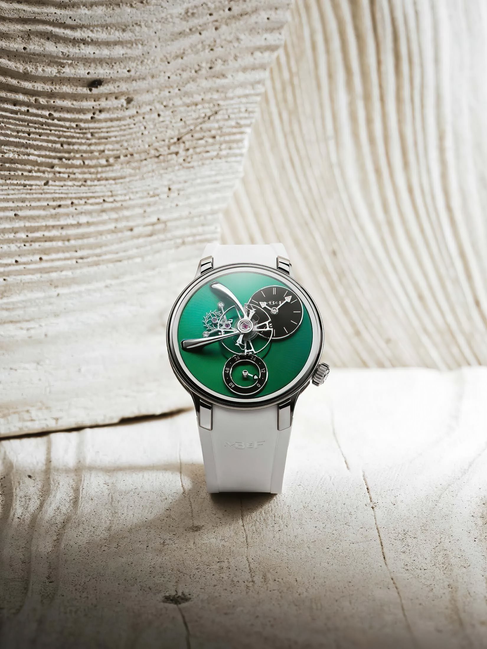 watch-03.jpg