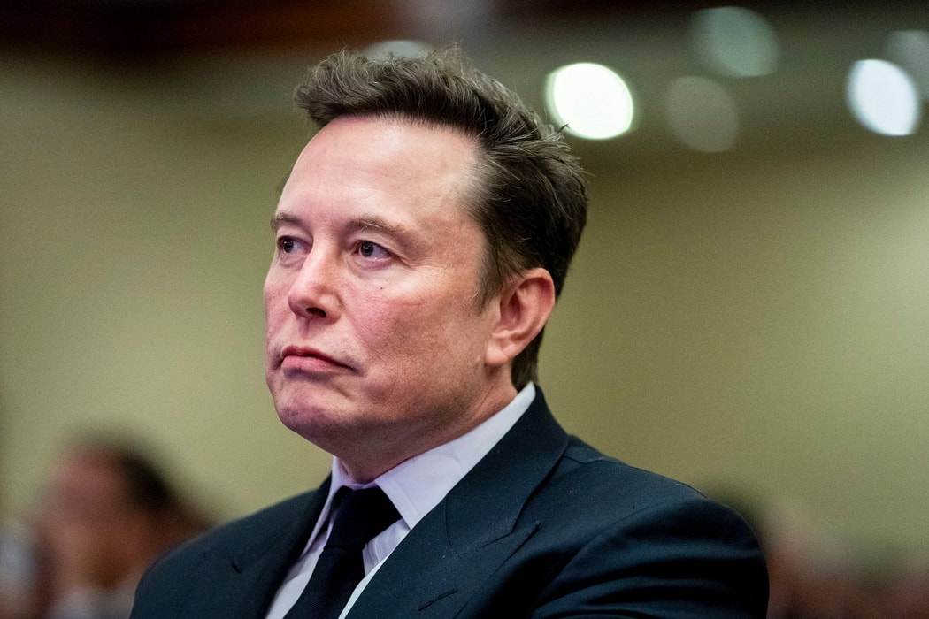 Tài sản Elon Musk chạm mốc 348 tỉ USD