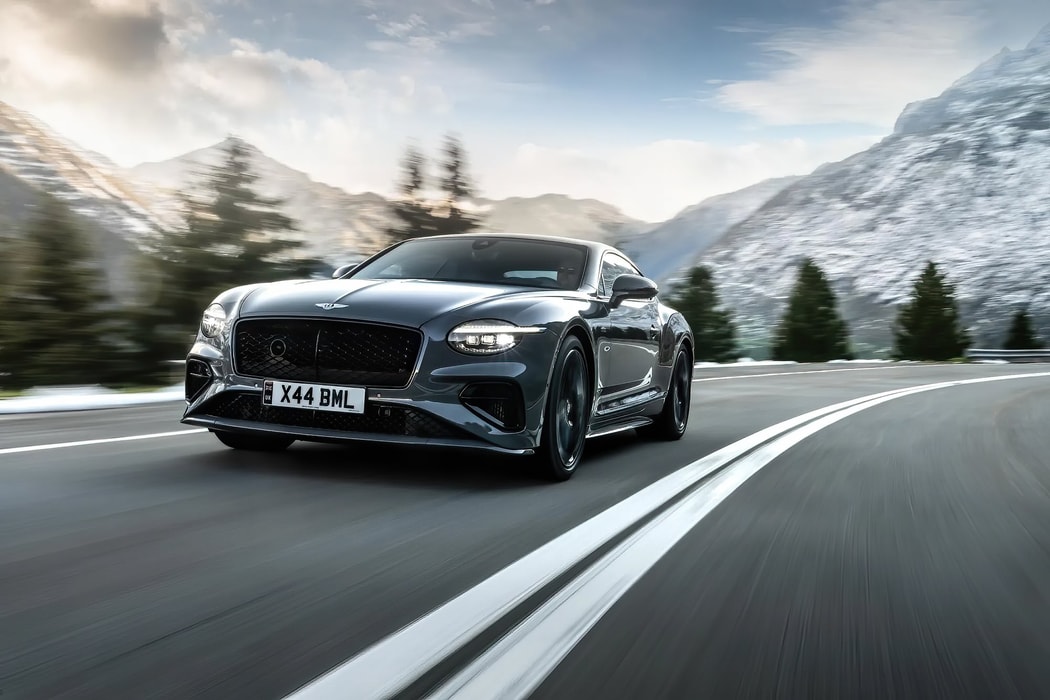Bentley Continental GT Speed 2025 trong màu Gravity Grey. Nguồn: Bentley