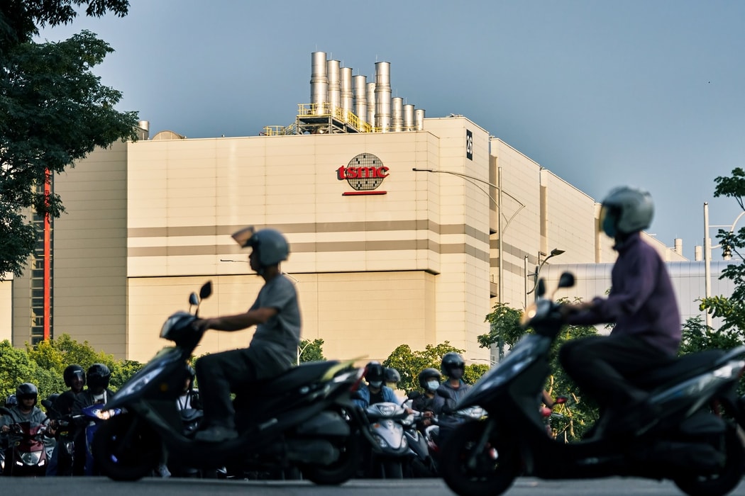 TSMC cân nhắc tiếp quản nhà máy Intel tại Mỹ theo đề xuất từ chính quyền Donald Trump