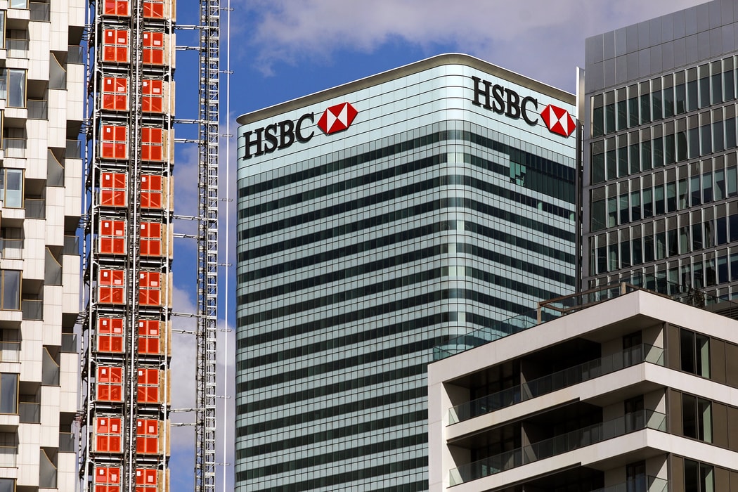 HSBC thực hiện kế hoạch cải tổ toàn cầu, nhiều nhân sự đứng trước nguy cơ mất việc