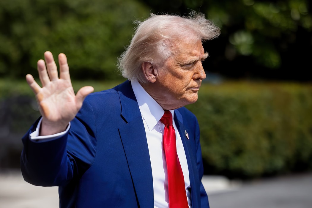 Trung Quốc tuyên bố đáp trả thuế quan của Donald Trump bằng mức thuế 34% đối với hàng hóa Mỹ