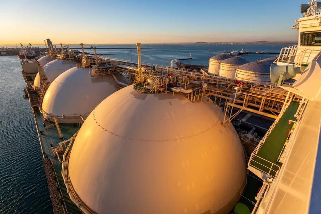 Đông Nam Á từ xuất khẩu LNG chuyển sang nhập khẩu 