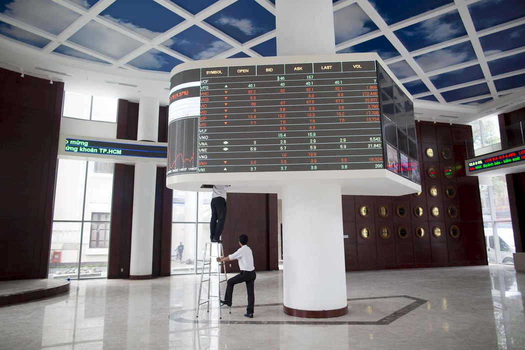 VN-Index phục hồi nhẹ nhờ cổ phiếu vốn hoá lớn