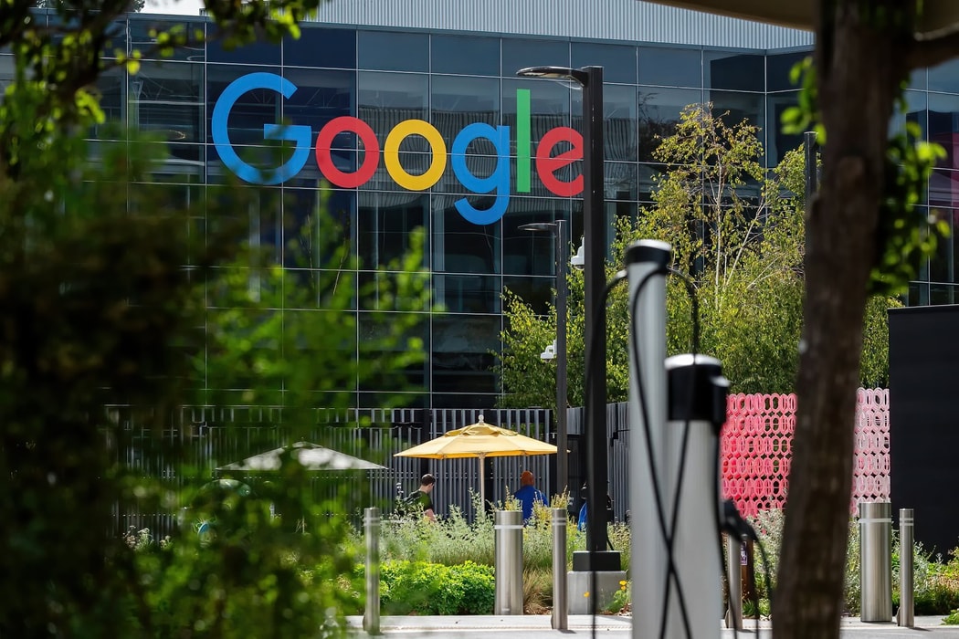 Google không cho nhà xuất bản quyền từ chối dữ liệu bị sử dụng để huấn luyện AI