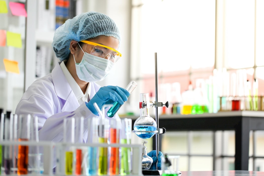 SK Group và đối tác chuyển nhượng 64,81% cổ phần Imexpharm cho Livzon với giá hơn 5.730 tỉ đồng