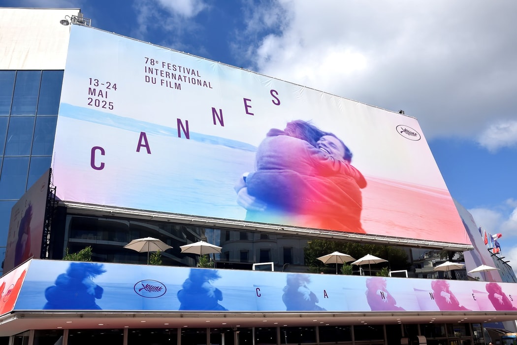 Liên hoan phim Cannes: Wes Anderson và Robert De Niro đồng loạt phản đối thuế phim của Trump