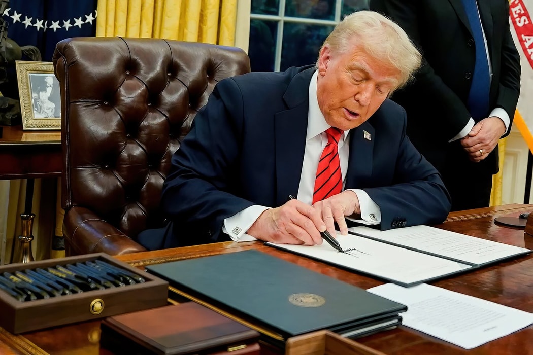 Ông Trump được tạm hoãn thuế quan và kháng cáo phán quyết của tòa án thương mại quốc tế