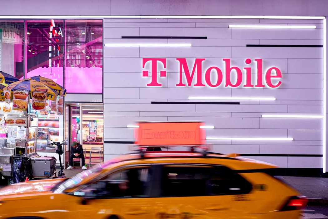 SoftBank bán hơn 4,8 tỉ đô cổ phiếu T-Mobile để đầu tư vào A.I