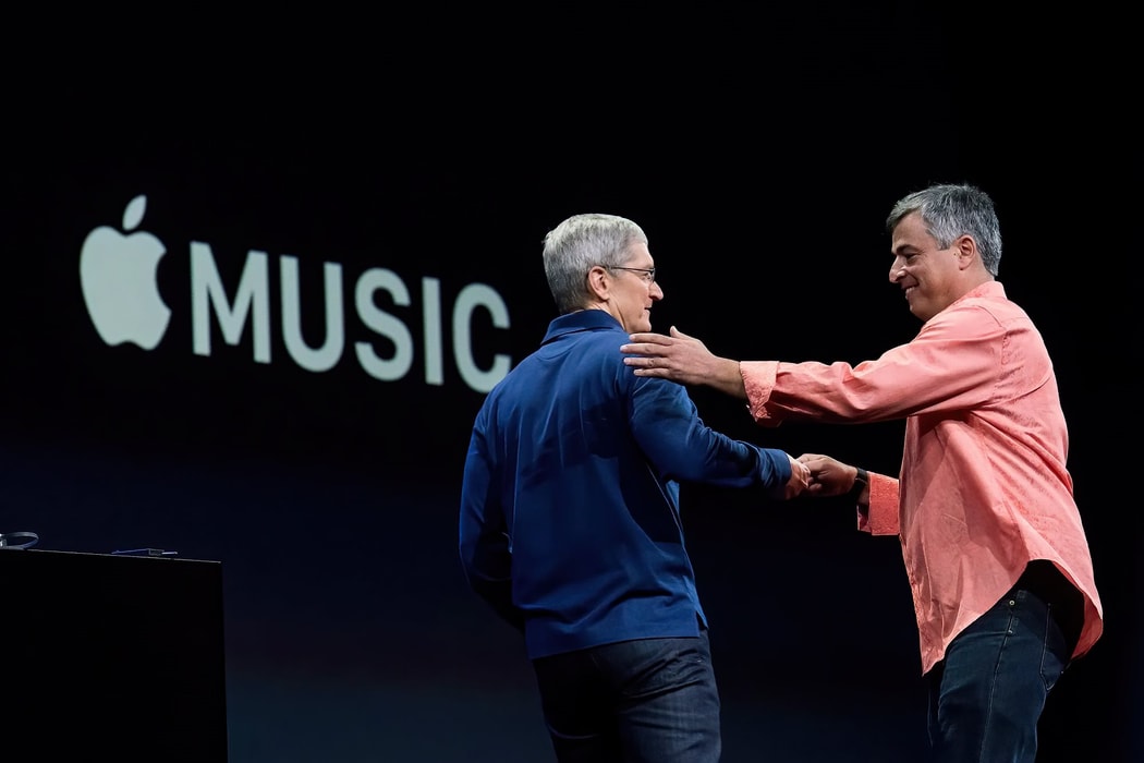 iTunes Store và bài học "gậy ông đập lưng ông" cho chính Apple