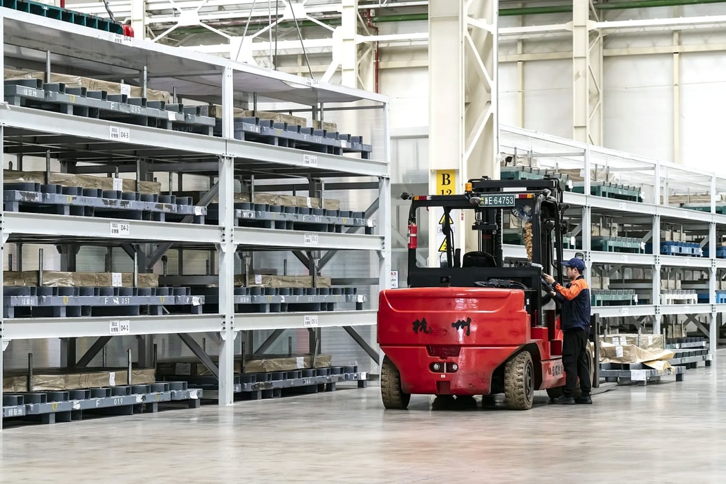 Trung Quốc bảo vệ mô hình tăng trưởng thúc đẩy tiêu dùng là động lực
