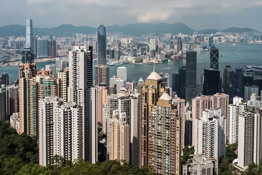 Hong Kong nỗ lực hành động giành lại  vị thế trung tâm tài chính từ Singapore